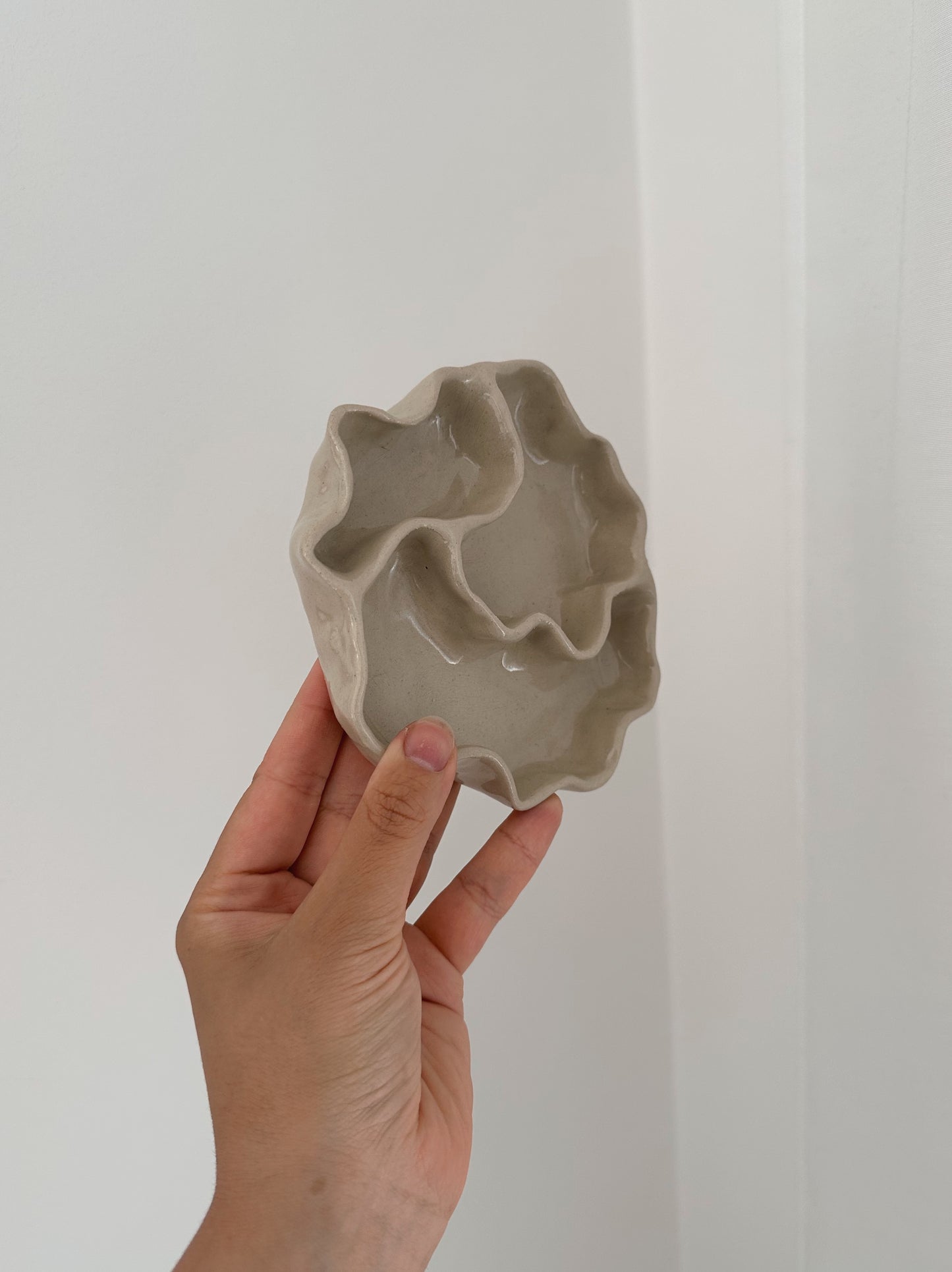 WAVY dish (surface crack)