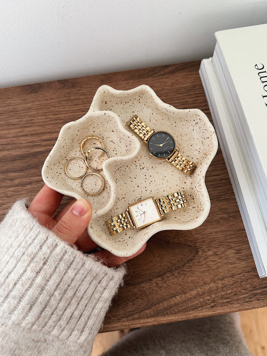 WAVY jewelry organizer