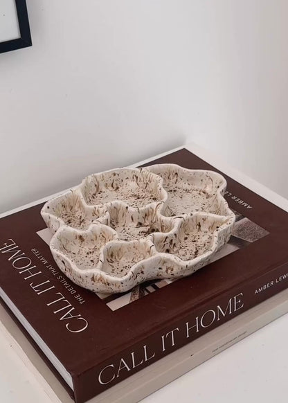 WAVY decorative dish