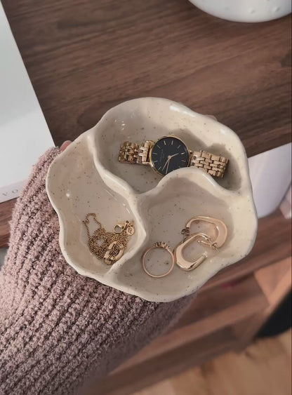 WAVY jewelry dish