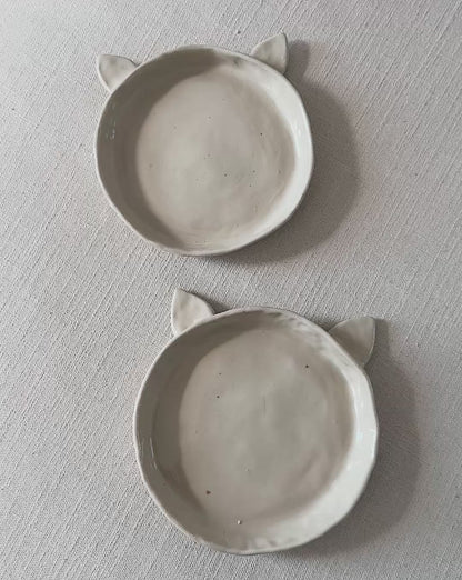 CAT bowl (with some spots)